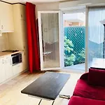 Cozy 2 With Terrace And Garden - Nation アパート